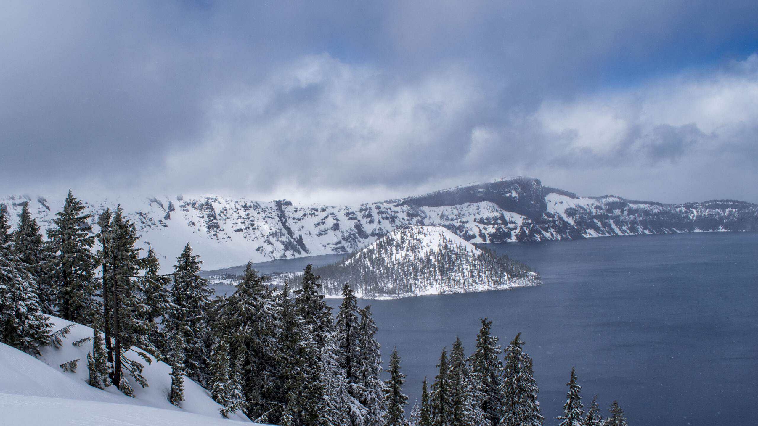 Crater-Lake-25-scaled Nature's Masterpiece: Crater Lake's Colors Will Make You Question Reality