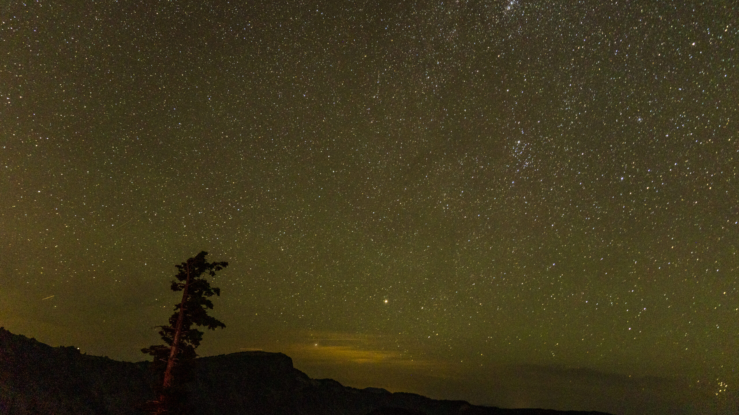 Crater-Lake-40-scaled Nature's Masterpiece: Crater Lake's Colors Will Make You Question Reality